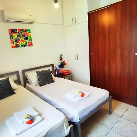 Golden Coast Marina 4 Bed * بروتاراس