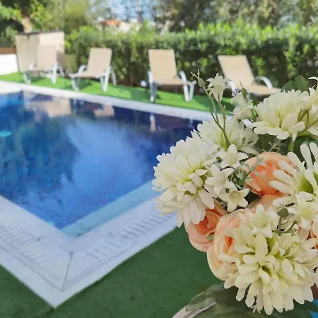 Golden Coast Marina 4 Bed بروتاراس
