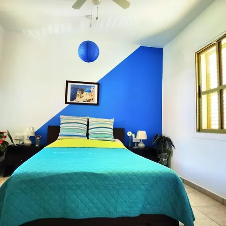 Golden Coast Marina 4 Bed بروتاراس